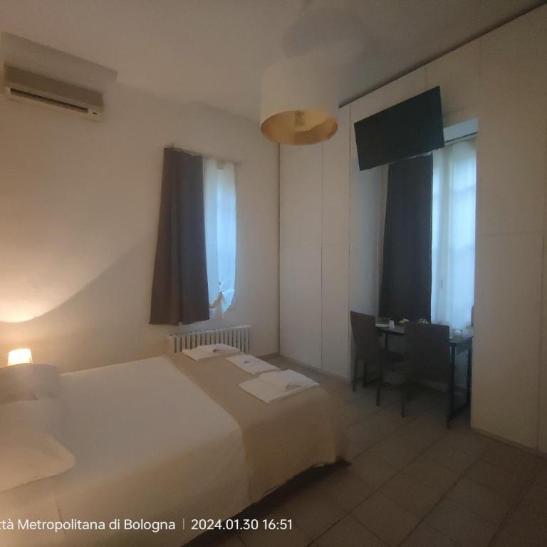 B&B Villa Rivabella - Camera Matrimoniale con Bagno in Comune - 4