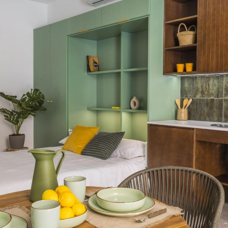 Green suite by Concept Flats - Superior Studio - 2