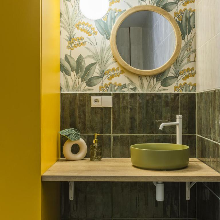 Green suite by Concept Flats - Superior Studio - 3