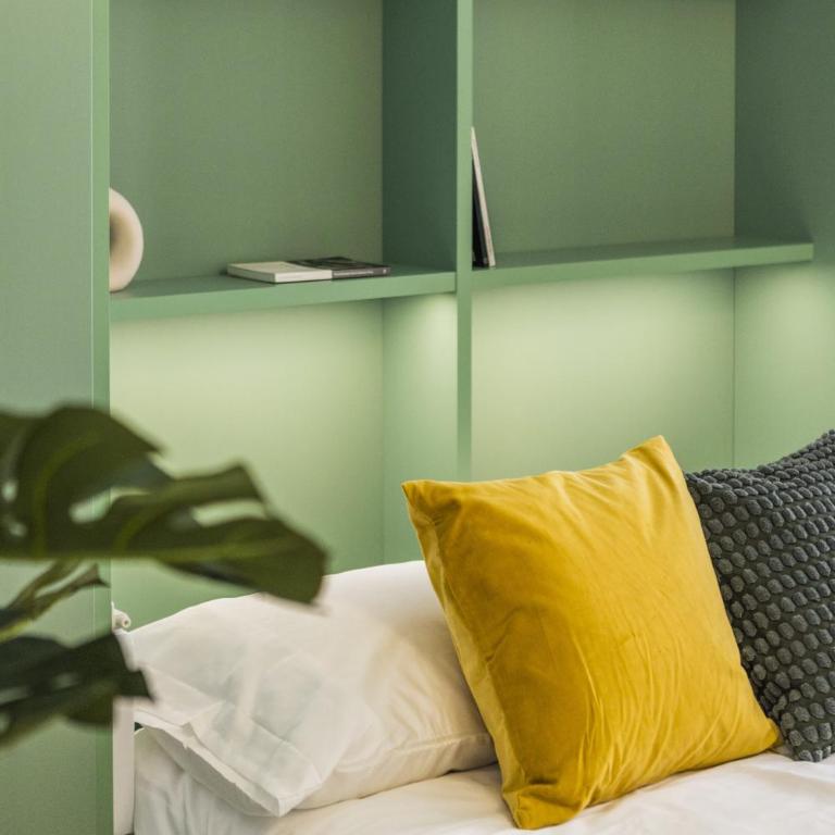 Green suite by Concept Flats - Superior Studio - 20
