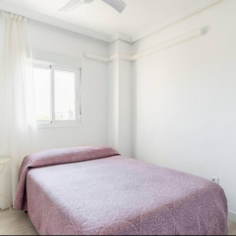 Apartamento amplio con 4 habitaciones y 2 baños - Great apartment with 4 rooms - 2 baths - Apartamento - 16