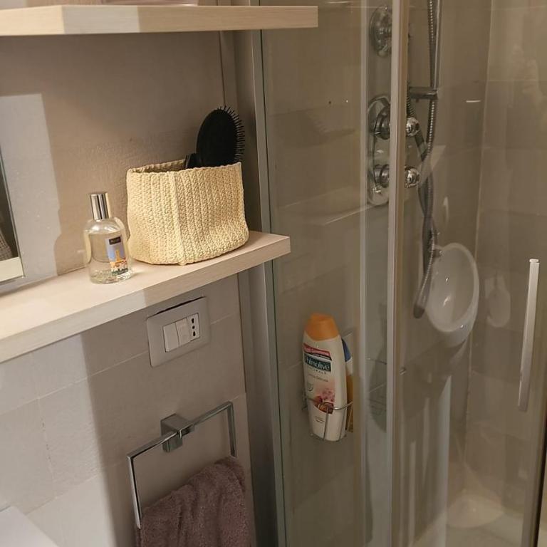 108 APARTMENT - Torino - One-Bedroom Apartment - 9