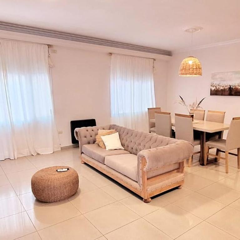 Dpto. Villegas, el mas amplio ubicado en el centro, con garage - Apartamento de 2 dormitorios - 16