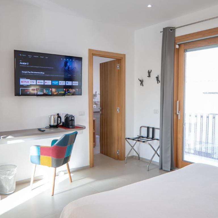 Nuova -Luxury Rooms & Apartment- - Camera Deluxe Matrimoniale/Doppia con Letti Singoli con Balcone - 3
