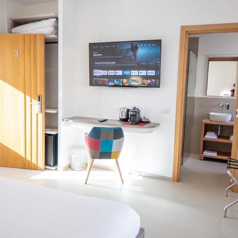 Nuova -Luxury Rooms & Apartment- - Camera Deluxe Matrimoniale/Doppia con Letti Singoli con Balcone - 4