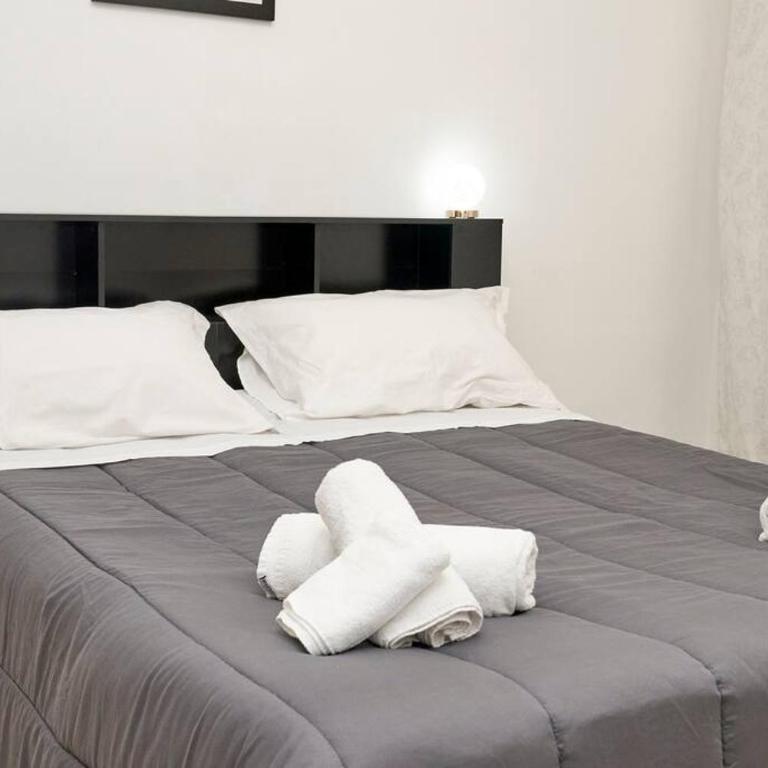 Napoli Duomo Center Home - Two-Bedroom Apartment - 23