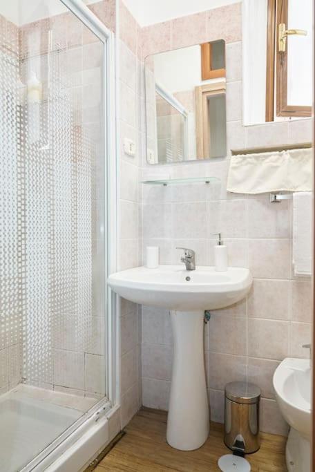Napoli Duomo Center Home - Two-Bedroom Apartment - 32