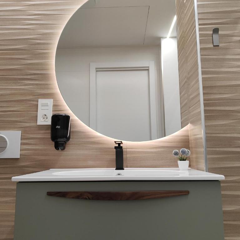 ELEGANCIA Y MODERNIDAD EN PLENO CENTRO - Apartamento de 2 dormitorios - 27