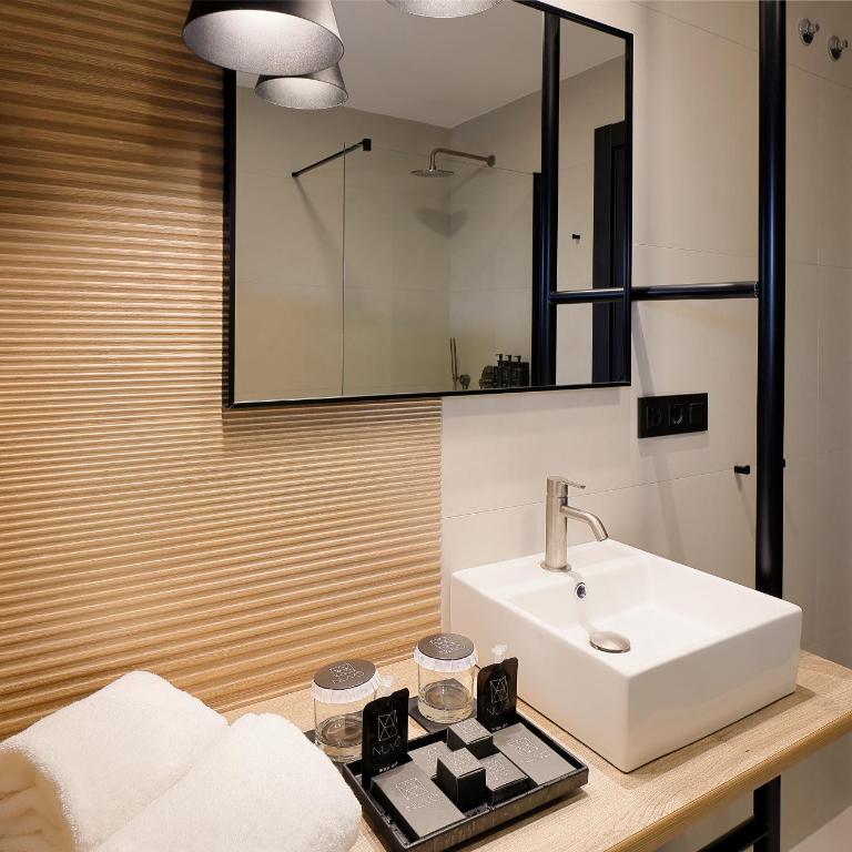 Nuvō Hotel Boutique - Habitación Doble Confort con sala de estar - 14