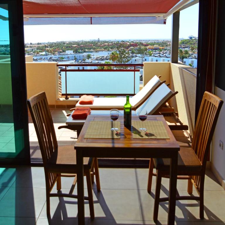 Crystalsuite. Beautiful penthouse with sea views - One-Bedroom Apartment - 12