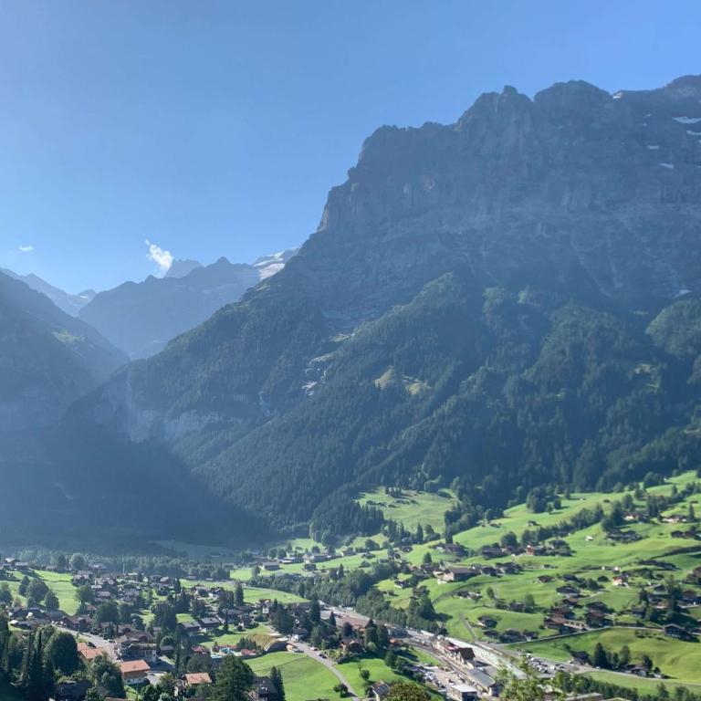Eagle's Nest - Apartment mit Blick auf die Berge - 21