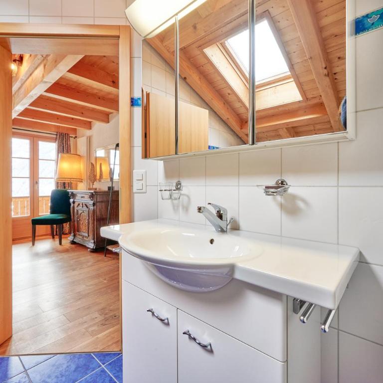 Eagle's Nest - Apartment mit Blick auf die Berge - 28