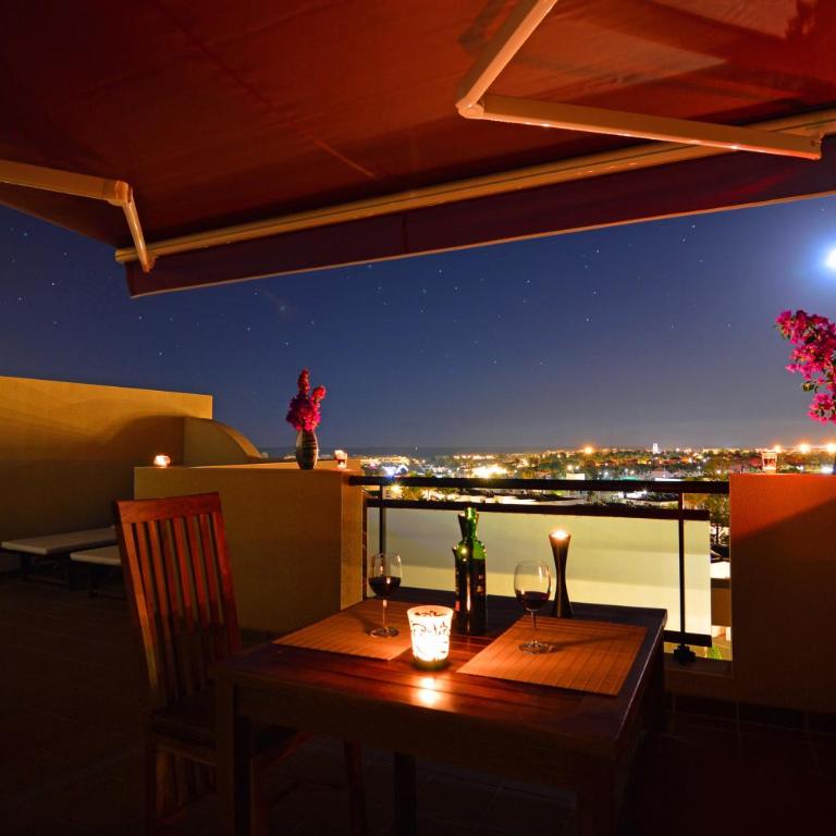 Crystalsuite. Beautiful penthouse with sea views - One-Bedroom Apartment - 27