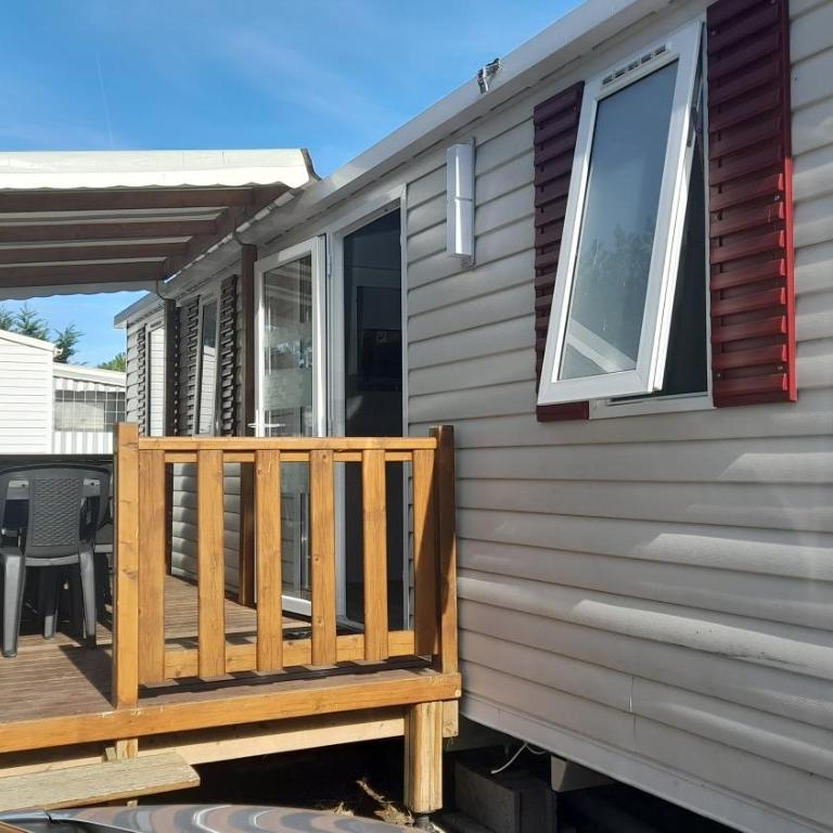 MOBILHOME EN BORD DE MER sur camping 4 étoiles - Mobile Home - 7
