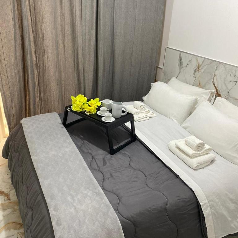 Mergellina Relais 70- Casa vacanze Napoli - Appartamento con 2 Camere da Letto - 4