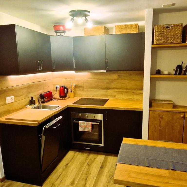 Cozy Studio Retreat - completely renovated in a perfect location - Appartement 1 Chambre - 6
