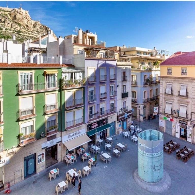 Centrally-Located, Spacious Flat at Historic Centre & short walk to Beach - Apartamento de 3 dormitorios - 36
