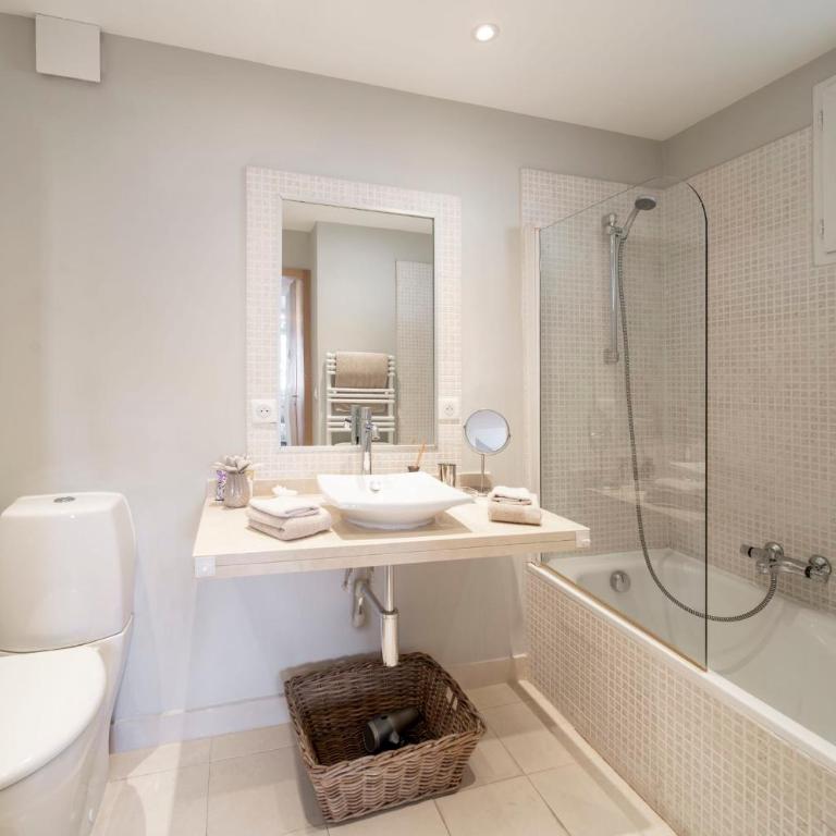Cannes Luxury Rental - Pretty 3 bedroom apartment to rent with 50m terrace - Apartment - 12