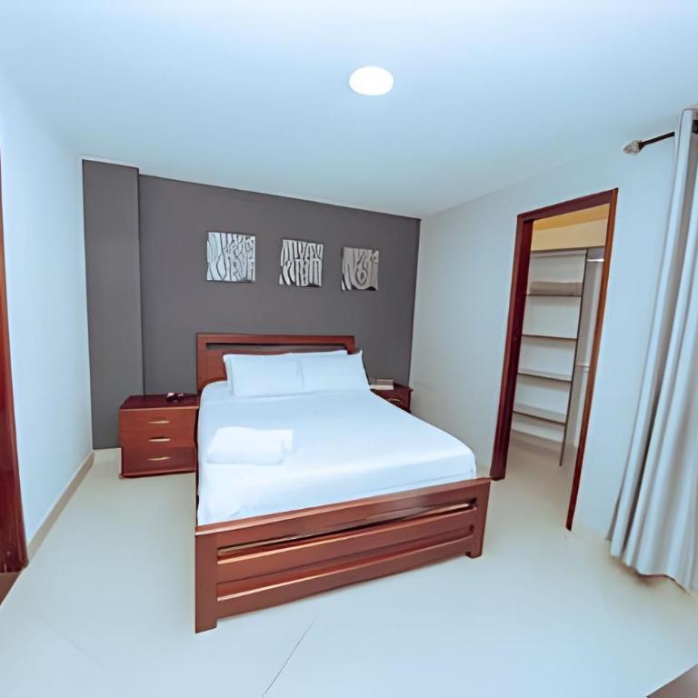 ED SANTO TOMAS LAURELES MEDELLIN - Apartamento Ático - 18