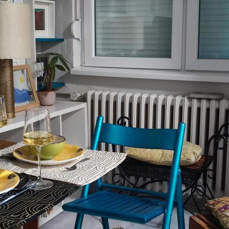 Blue Sparrow, city center studio - Studio - 33