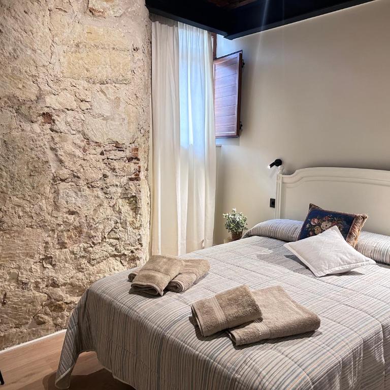 Placentinos I - Two-Bedroom Apartment - 2