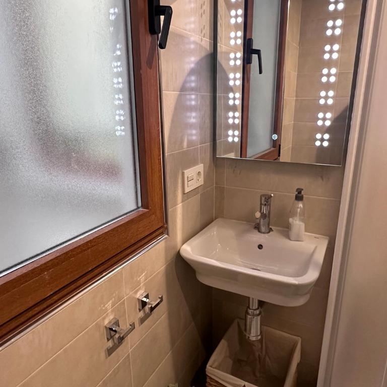Placentinos I - Two-Bedroom Apartment - 24