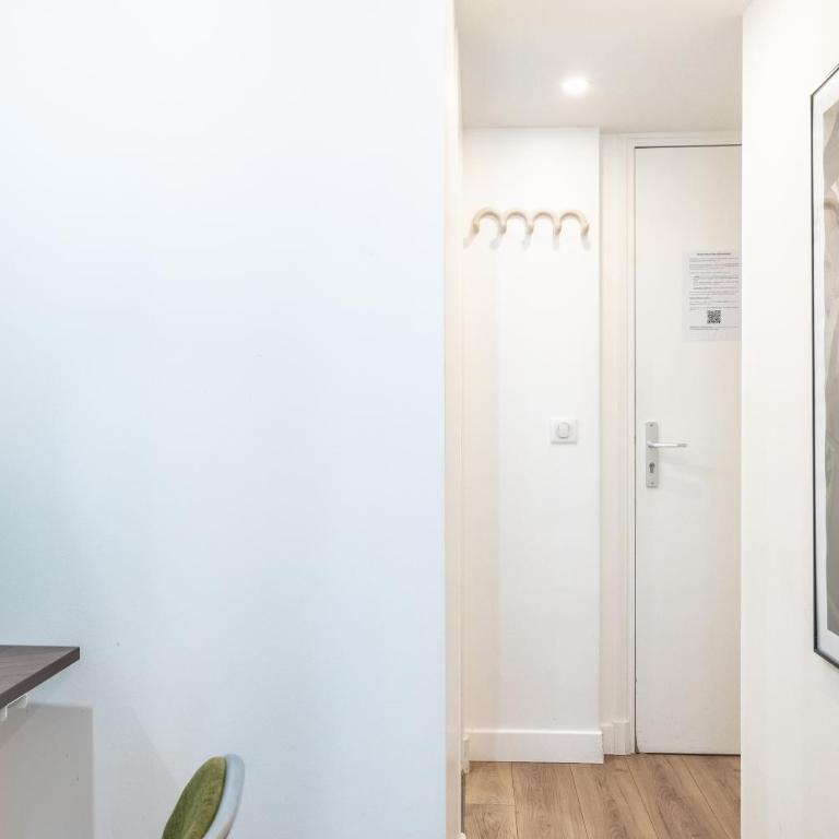 Studio élégant - Smart TV Nespresso WIFI - Appartement 1 Chambre - 27