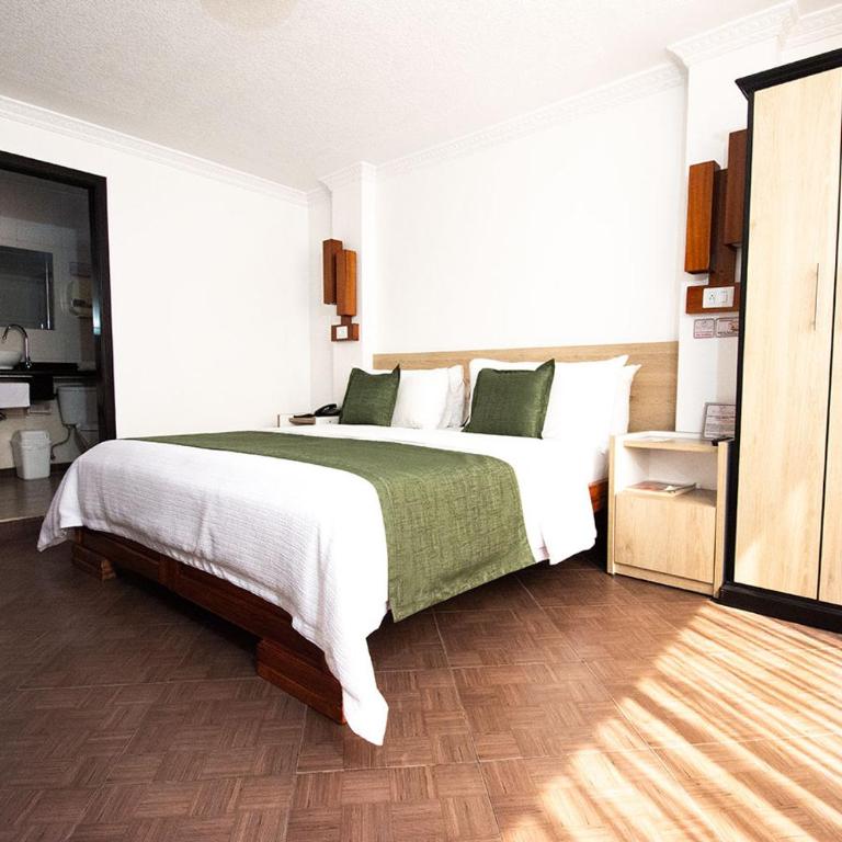 Hotel Plaza Victoria - Habitación Doble Económica - 2