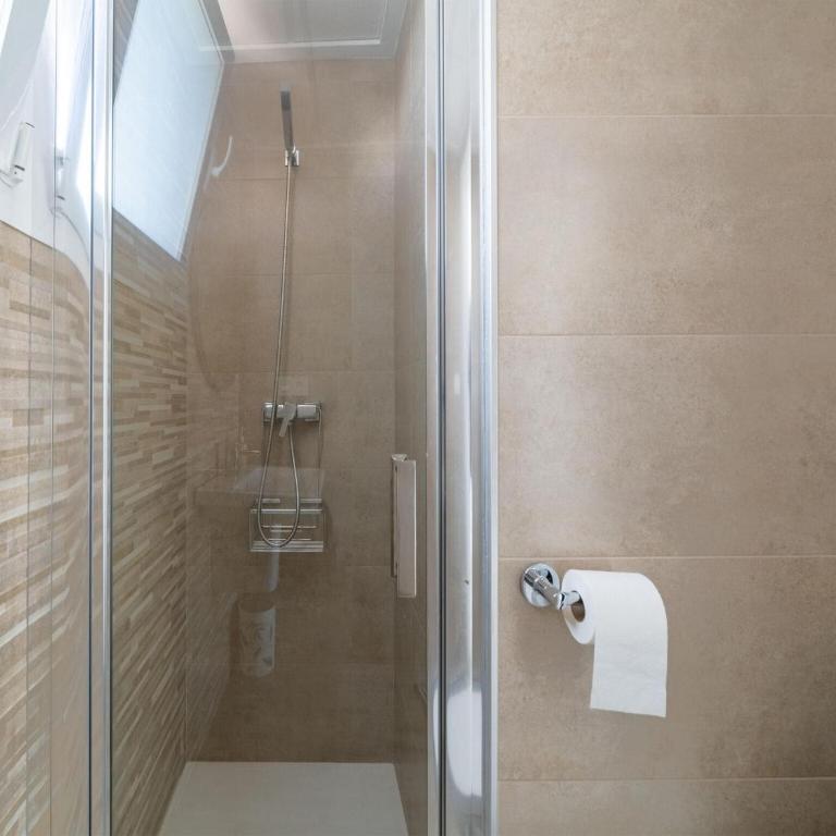 Comfortable home with a private pool - Four-Bedroom Villa - 24