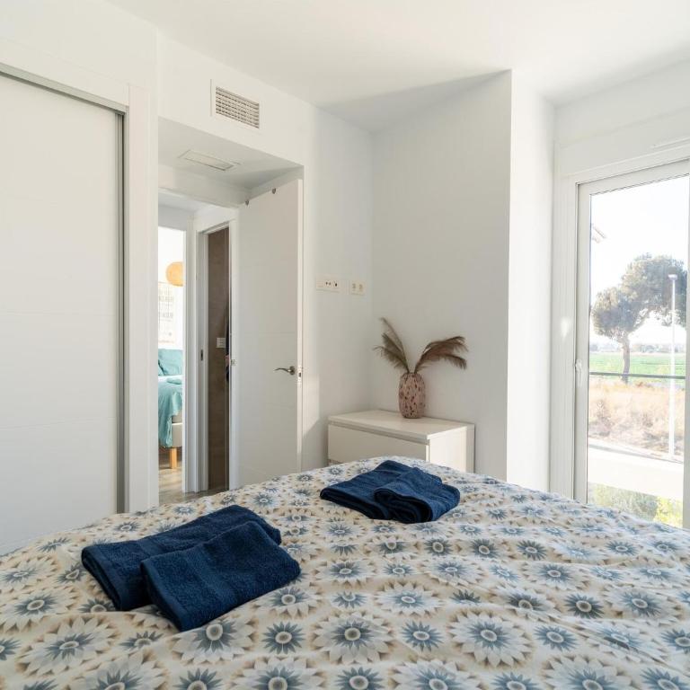 Comfortable home with a private pool - Four-Bedroom Villa - 17