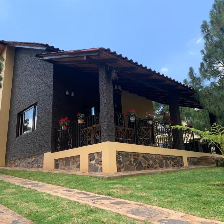 Cabaña No.4 Puerta del Bosque Mazamitla. - Chalet - 12