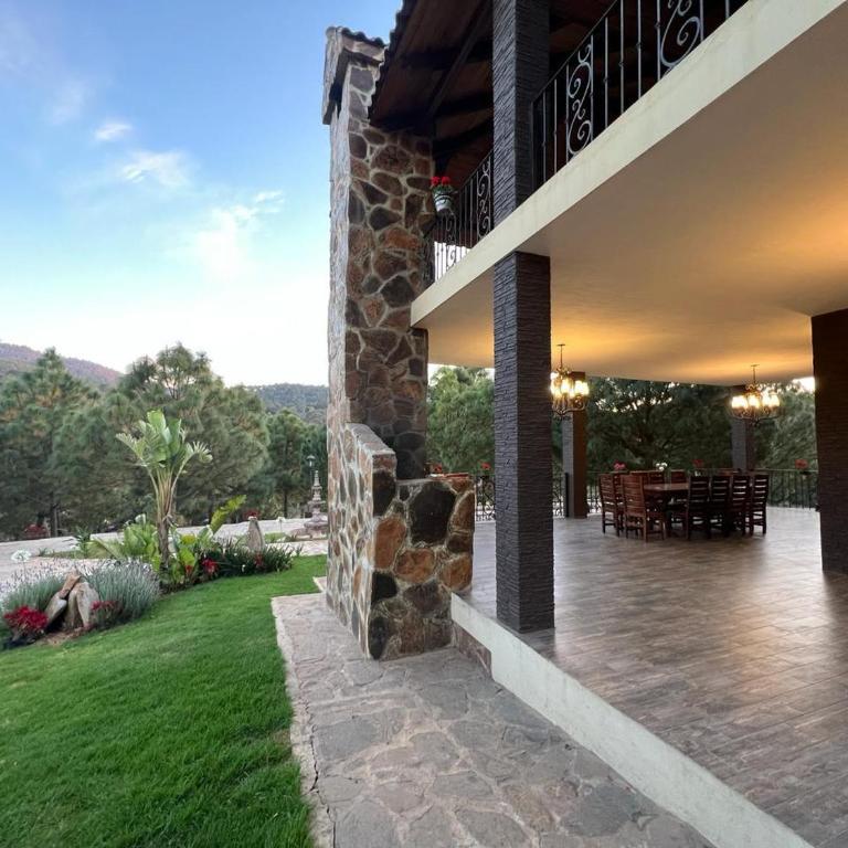 Hermosa Cabaña Familiar hasta para 30 huéspedes - Chalet - 4