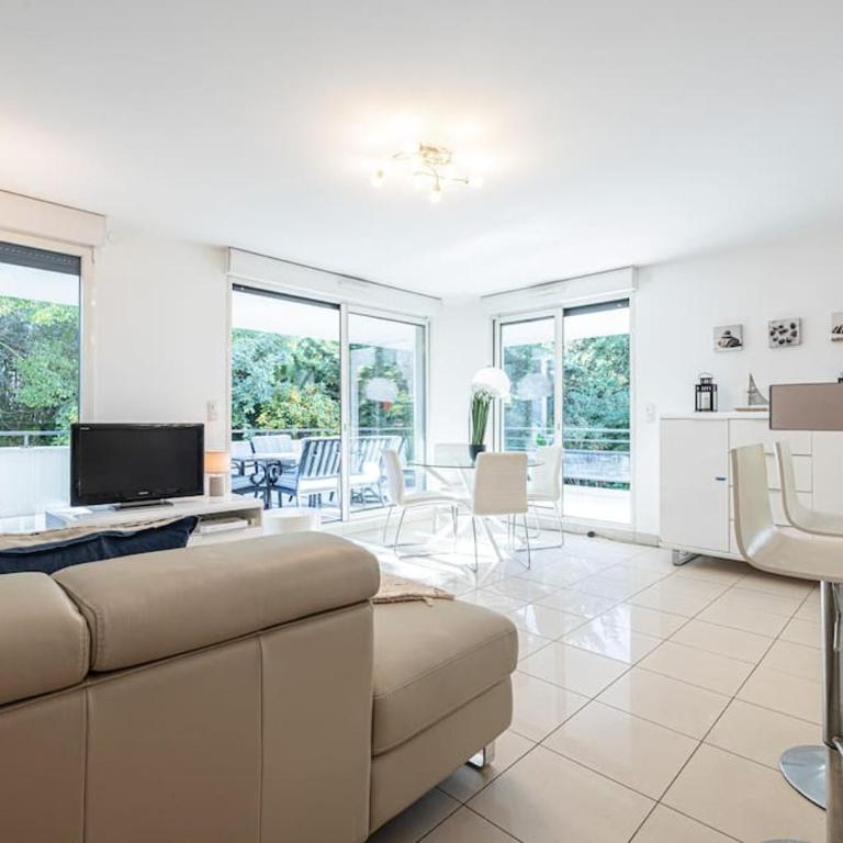 Beautiful and Spacious 2 bed Apt with Pool - Appartamento con 2 Camere da Letto - 5