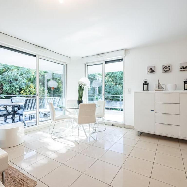 Beautiful and Spacious 2 bed Apt with Pool - Appartamento con 2 Camere da Letto - 16