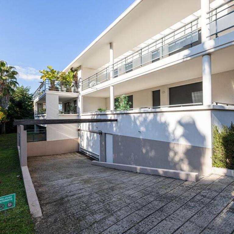 Beautiful and Spacious 2 bed Apt with Pool - Appartamento con 2 Camere da Letto - 33