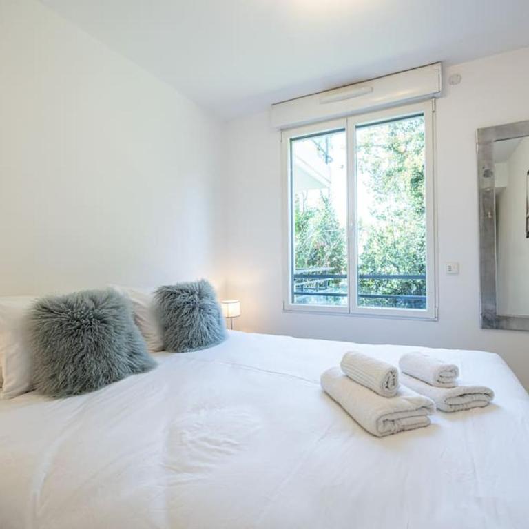 Beautiful and Spacious 2 bed Apt with Pool - Appartamento con 2 Camere da Letto - 35