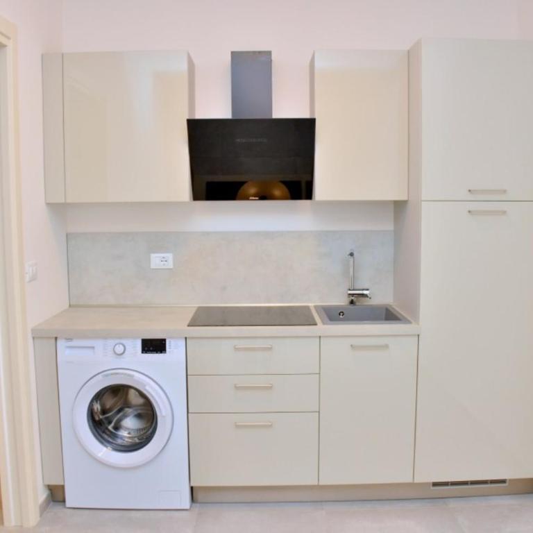 Bright white flat in the heart of Bibione - Apartment - 7