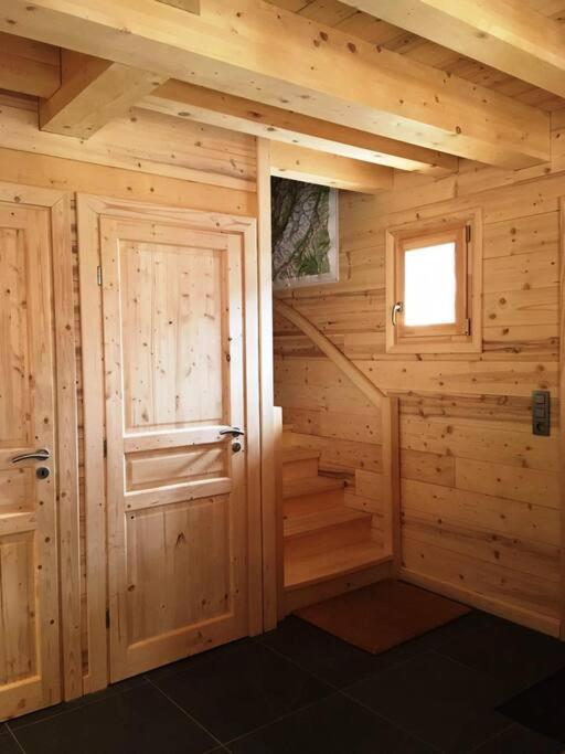 Individual chalet for up to 12 people maximum - Chalet - 23