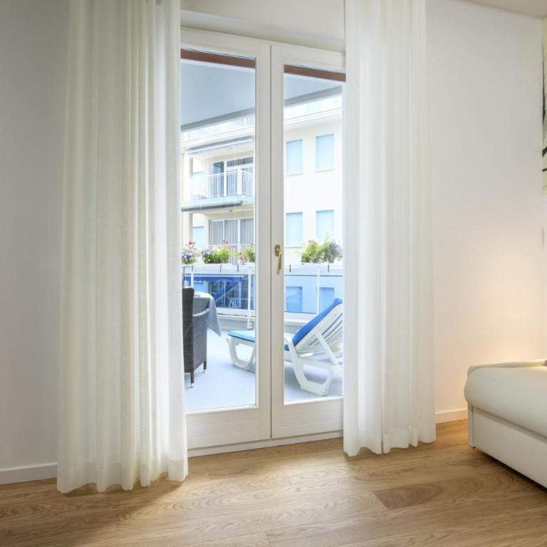 Hotel Cavalieri Palace & Suites - Suite con Balcone - 5