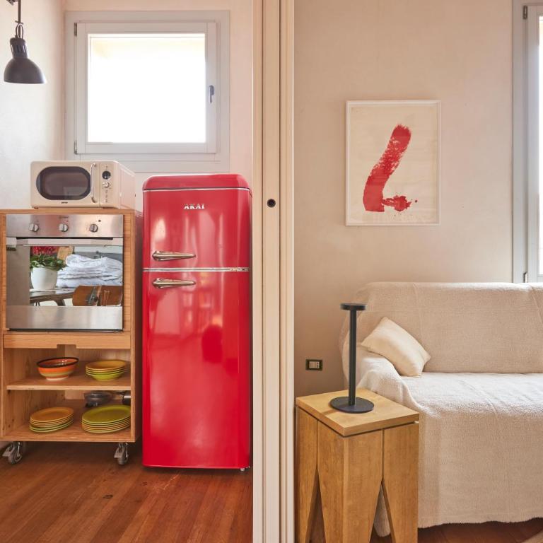 Bright and Peaceful Apartment in Historic Palazzo - Two-Bedroom Apartment - 40