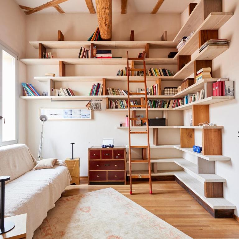 Bright and Peaceful Apartment in Historic Palazzo - Two-Bedroom Apartment - 30