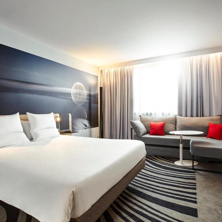 Novotel Limoges Le Lac - Chambre Standard - Vue sur Piscine - 11