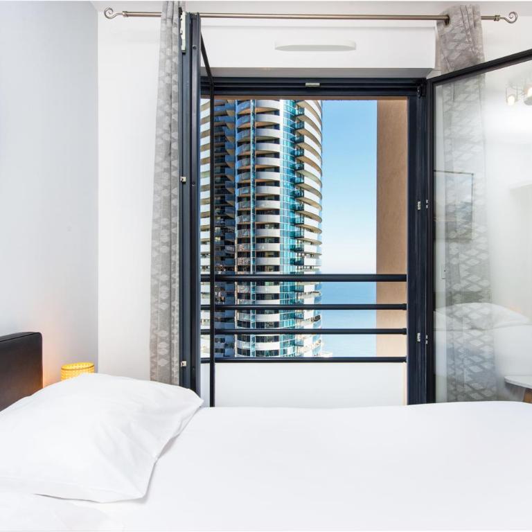 Vue mer & Tour Odéon - Terrasse - Parking - BJ - Appartement 2 Chambres - 25