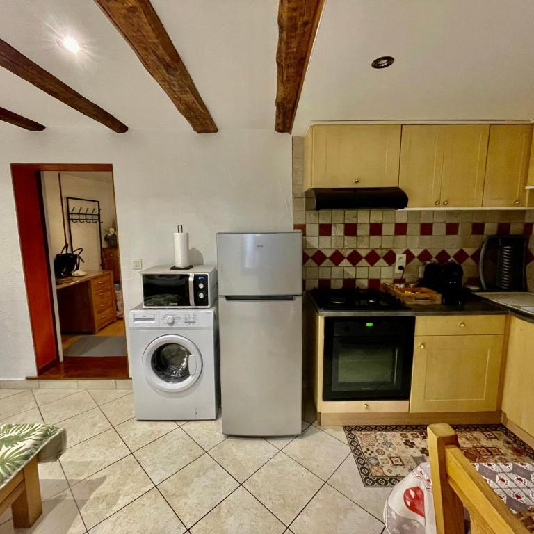 ANNECY 2 Fg Sainte Claire vieille ville 4pers 3 étoiles proche lac et gare - Apartment mit 1 Schlafzimmer - 6