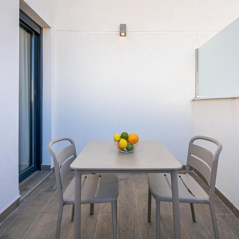Feelathome Castilla Apartments - Apartamento con terraza - 14