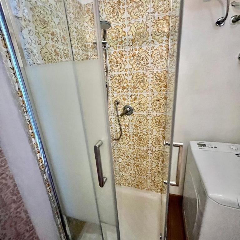 Alla Scalinata del Teatro Rossetti confort suites parcheggio in Viale XX Settembre - Monolocale Superior - 11