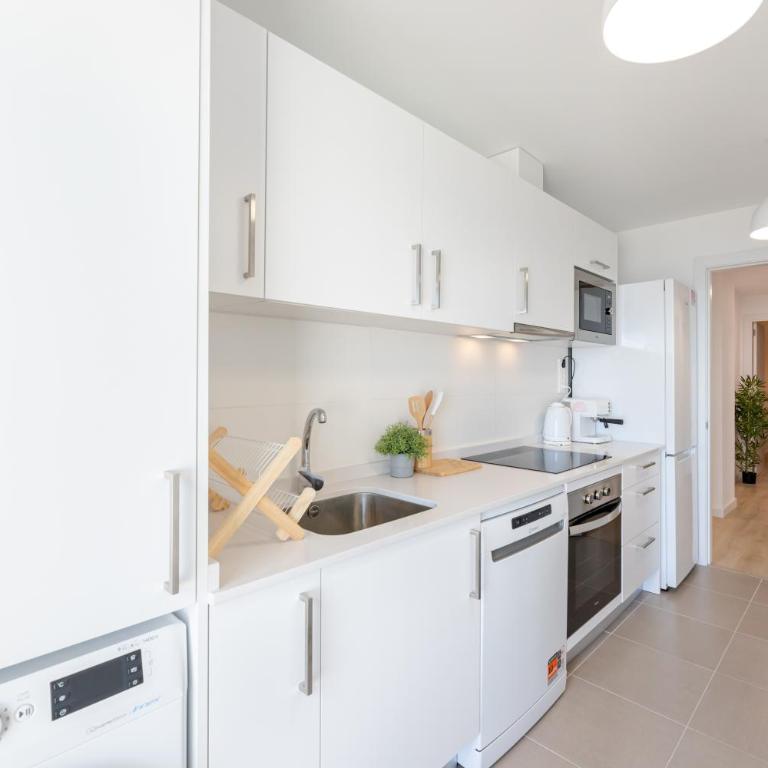 VB Encinar 3BDR Apt Sea Views - Three-Bedroom Apartment - 20