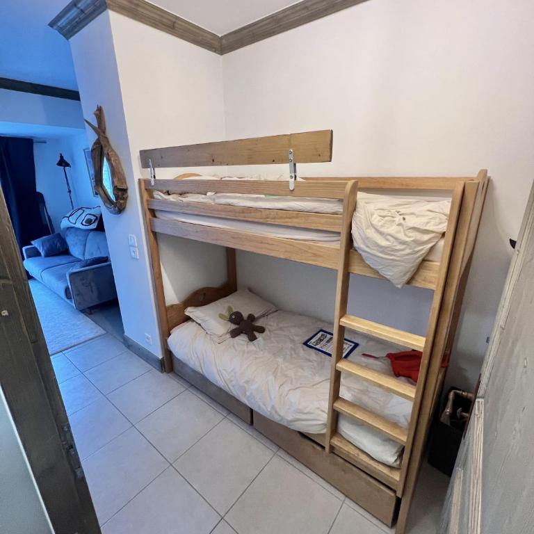 les 7 laux immobilier chalet E - Standard Studio - 7