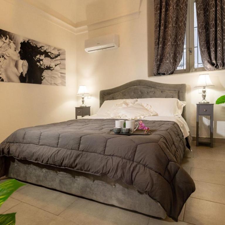 Duomo Luxury Suite Catania - Deluxe Queen Room - 5