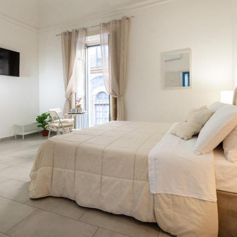 Duomo Luxury Suite Catania - Standard Queen Room - 3